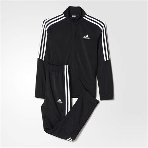 verryttelypuvut adidas.